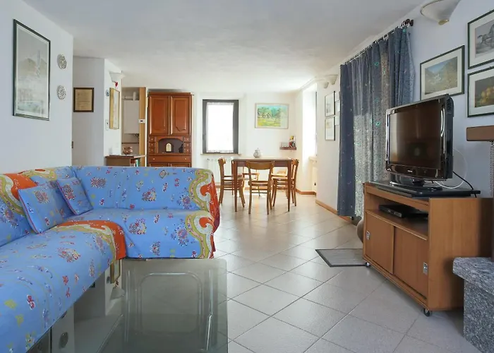 Panoramic Dream House